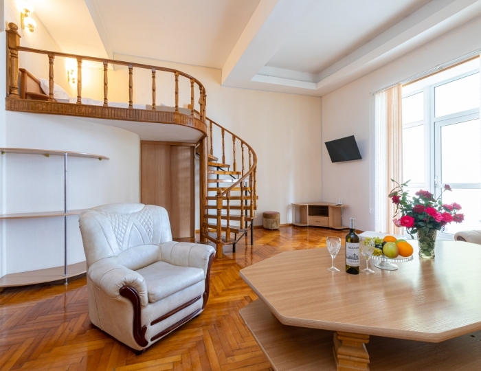 Люкс 2-местный 1-комн. дуплекс корп.Лазурный - Отель «Страна души» Сухум