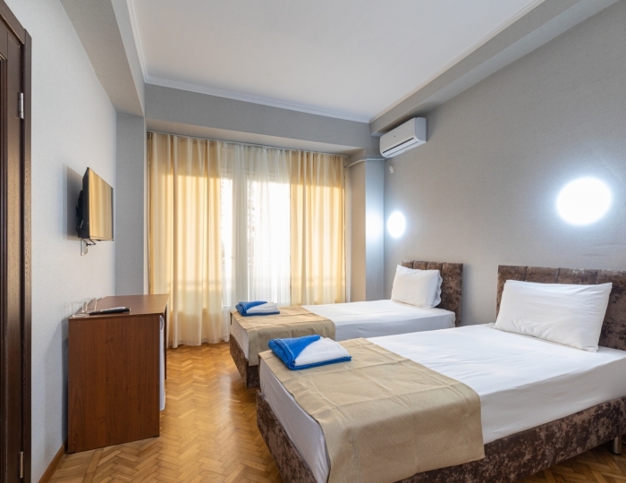 Семейный 4-местный 2-комн. стандарт - Отель «Страна души» Сухум