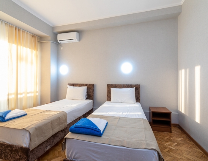 Семейный 4-местный 2-комн. стандарт - Отель «Страна души» Сухум