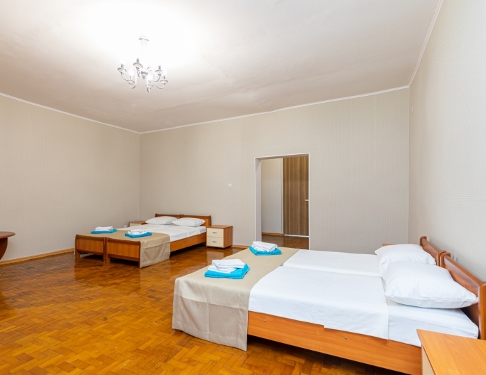 Студия 4-местный 1-комн. семейный корп.Лазурный - Отель «Страна души» Сухум